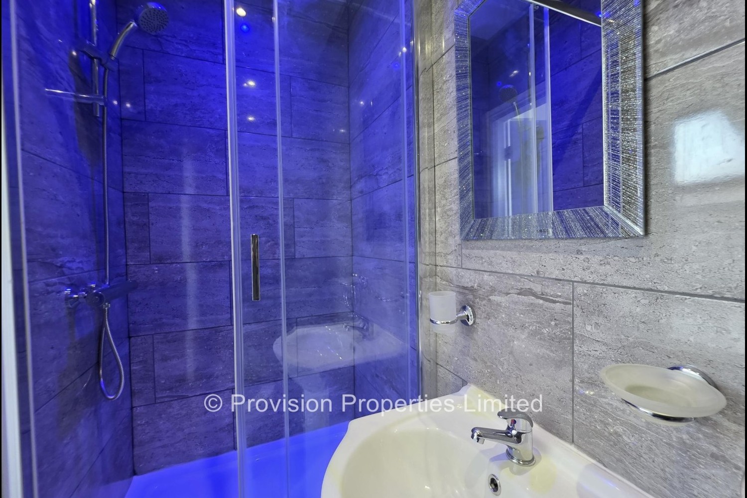 Bainbrigge+Road%2C+Hyde+Park%2C+LS6