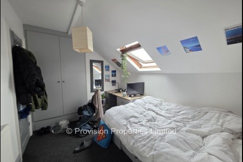 Ebberston+Terrace%2C+Hyde+Park%2C+LS6