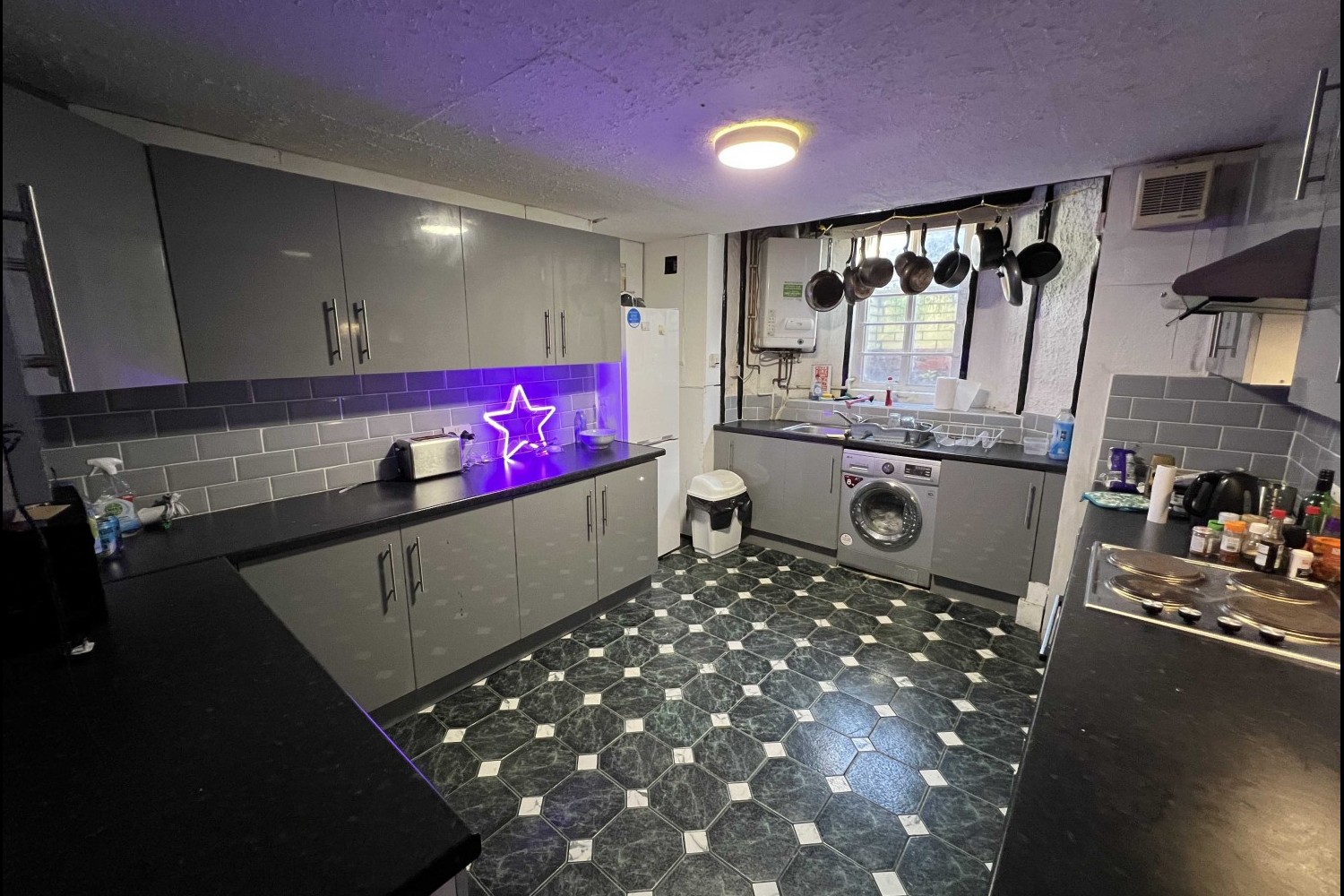 6 Bedroom Student Lets in Leeds