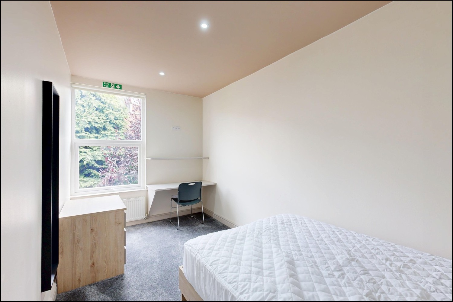 Royal+Park+Terrace%2C+Hyde+Park%2C+LS6