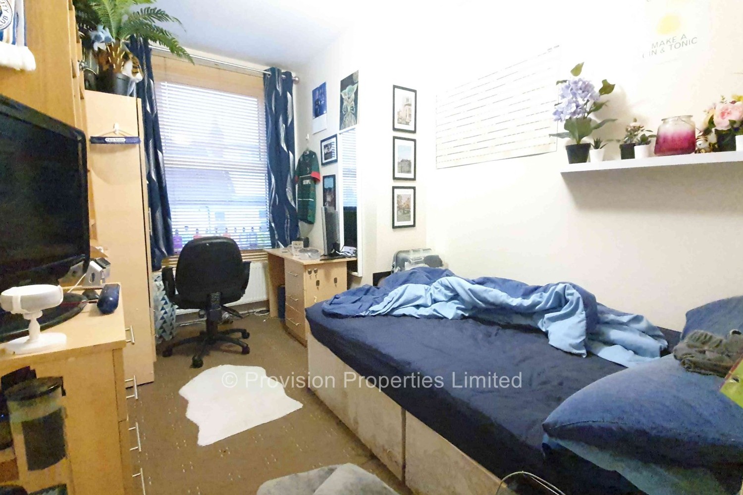 Walmsley+Road%2C+Hyde+Park%2C+LS6