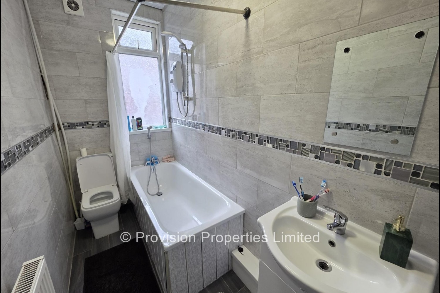 Harold+Terrace%2C+Hyde+Park%2C+LS6