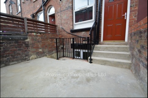 Branksome+Terrace%2C+Hyde+Park%2C+LS6