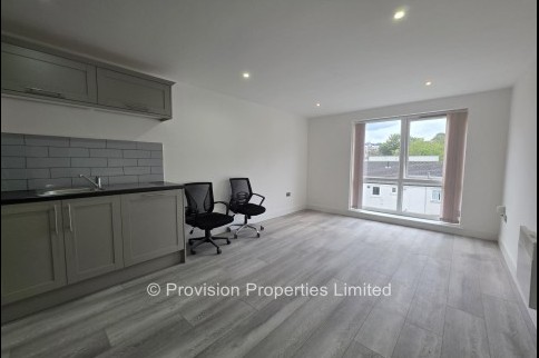 Holborn+Central%2C+Hyde+Park%2C+LS6