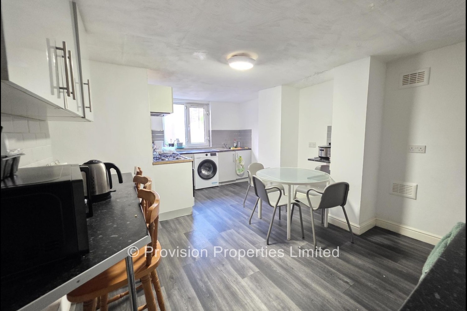 Richmond+Avenue%2C+Hyde+Park%2C+LS6